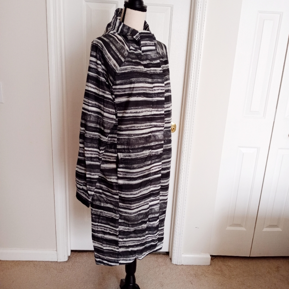 Lululemon Lab Assemblage Shell Coat - image 4